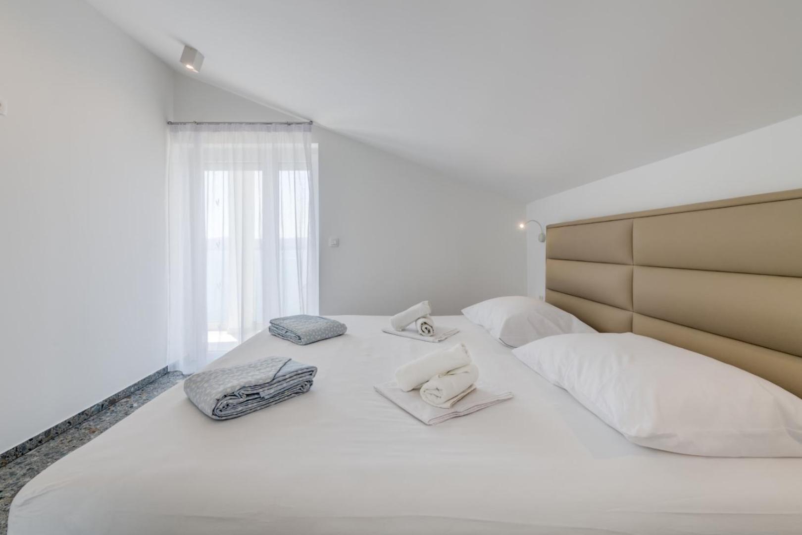 Deluxe Seaview Villa Kennedy III Mimice Exteriér fotografie