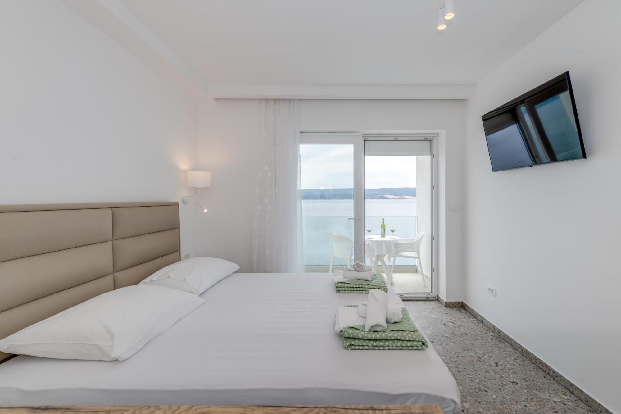 Deluxe Seaview Villa Kennedy III Mimice Exteriér fotografie
